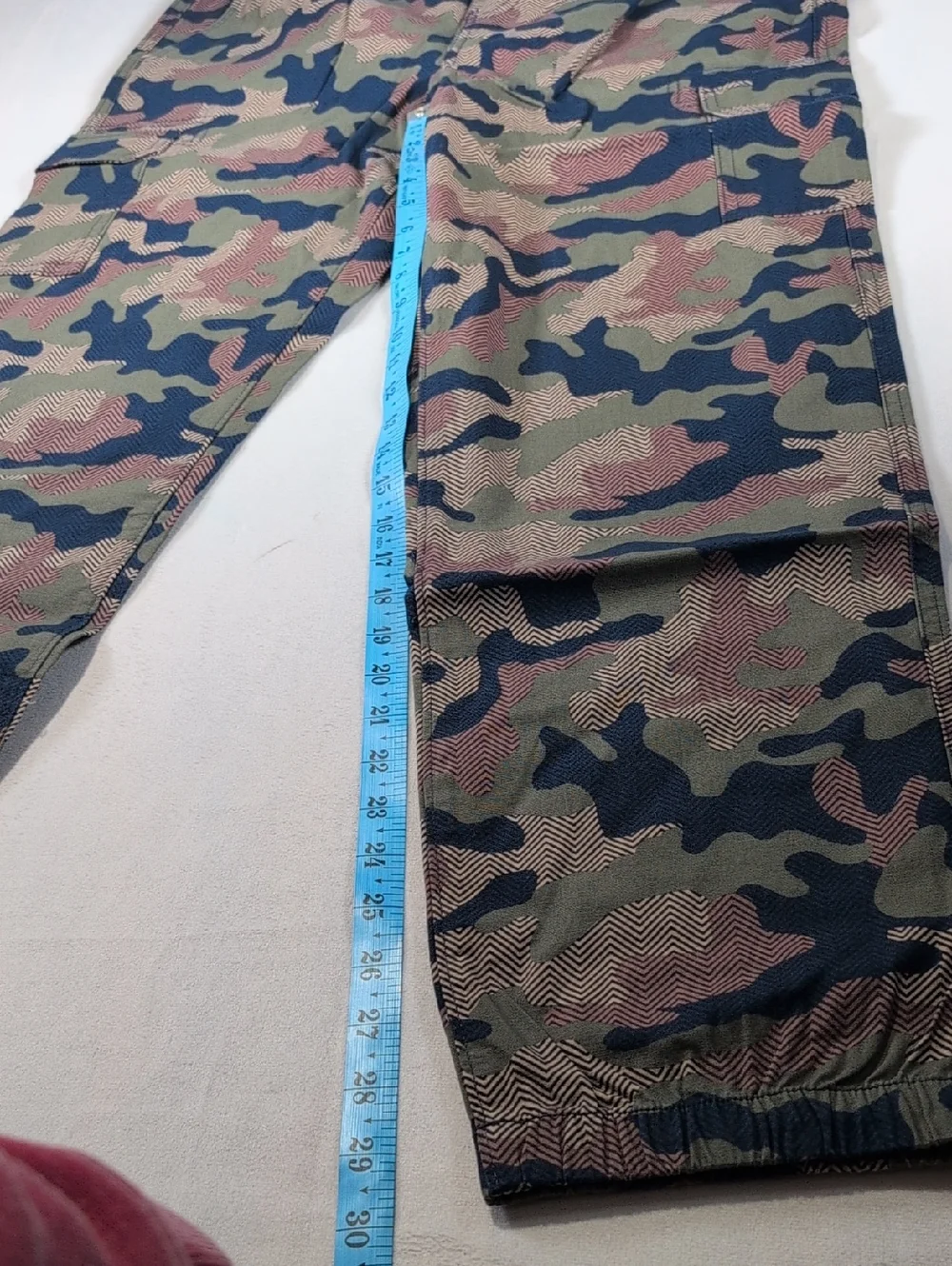 Lands' End Iron Knee Stretch Cargo Jogger PantsCamo Boys Size XXL 18/20 Husky